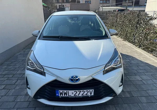 dolnośląskie Toyota Yaris cena 52500 przebieg: 57000, rok produkcji 2018 z Warszawa